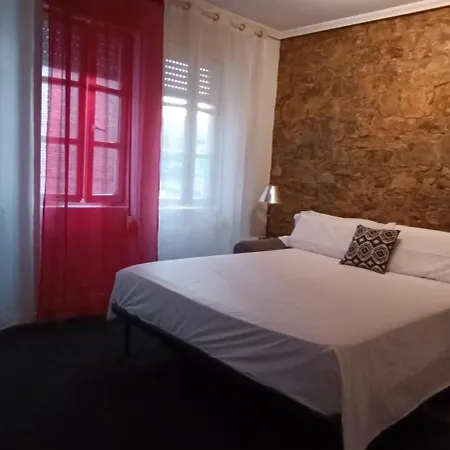 Estudio En El Casco Historico & Parking Avilés